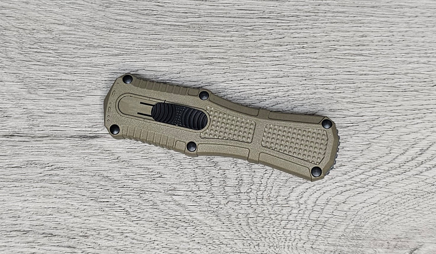 B-USA 3375GY-1 MIN^ CLAYMORE OUT THF FRONT RANGER GREEN KNIFE. MADE on a BENCH in Oregon