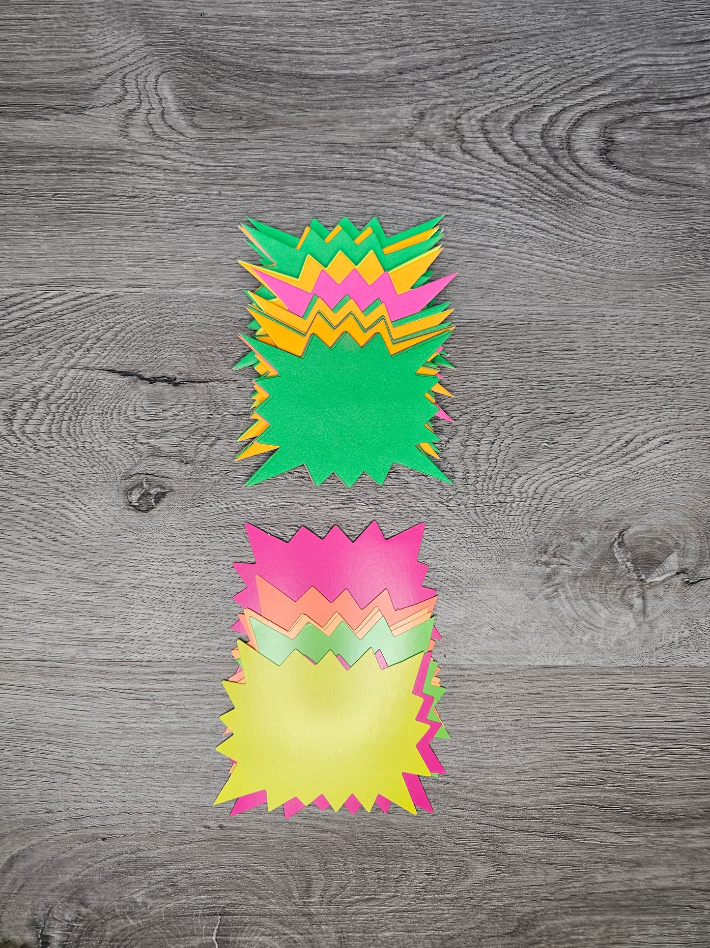 BURST SIGNS 50 PIECES YELLOW, ORANGE, GREEN, PINK,4"X3" YELLOW, GREEN,ORANGE AND PINK