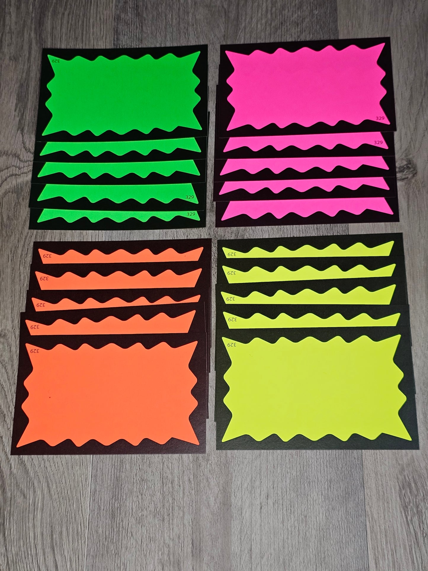 5.25x3.5" BURST SIGN 100 PIECES 25 OF YELLOW, ORANGE, GREEN,PINK