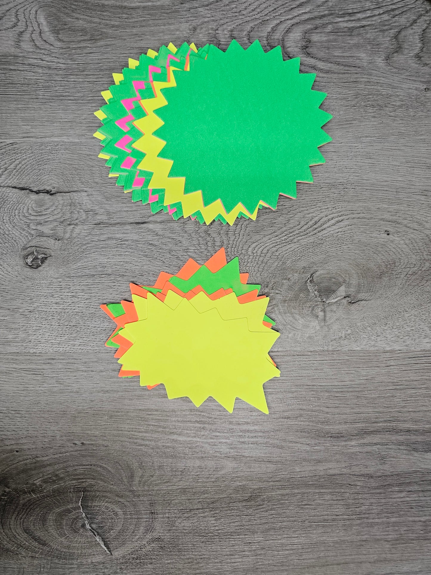 50 signs 44qty 6" Diameter 6qty 5.5"x3.5" BURST SIGNS assorted YELLOW, ORANGE, GREEN, PINK