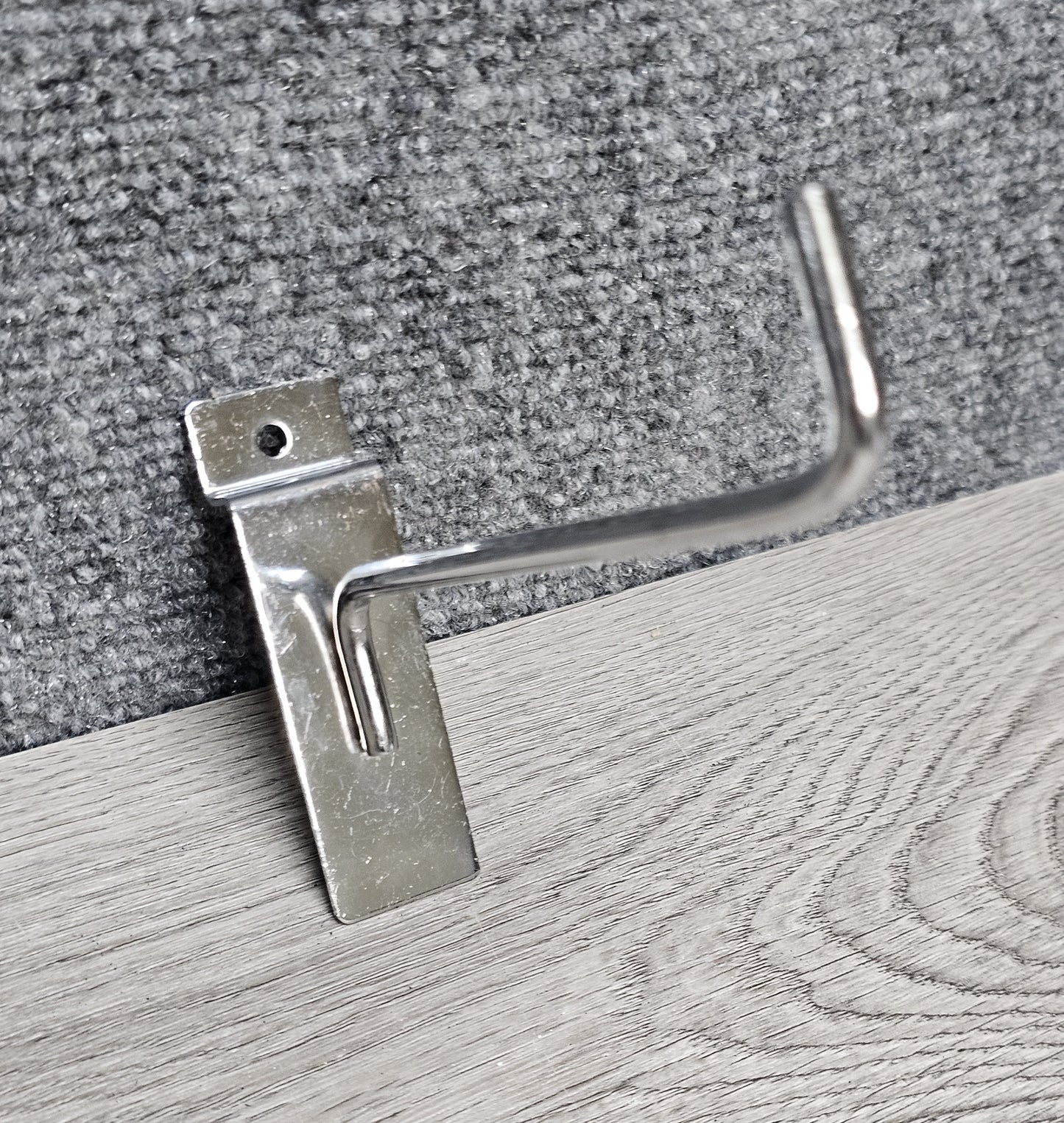 6" HOOK FOR SLATWALL #SW-6CH 90 DEGREE END