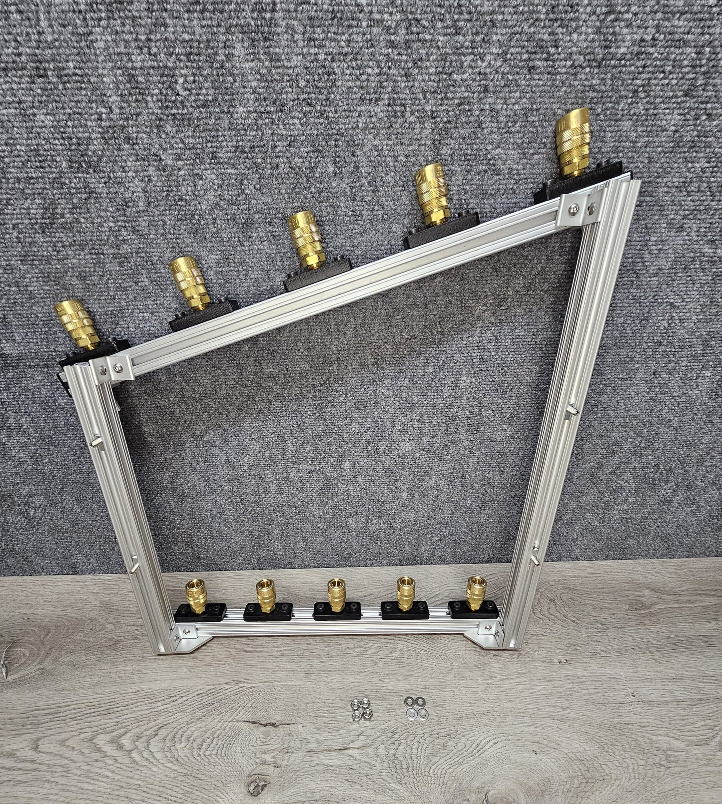 Air Tool Display MOUNTS TO THE SIDE OF YOUR EXISTING ALUMINUM SHELVES