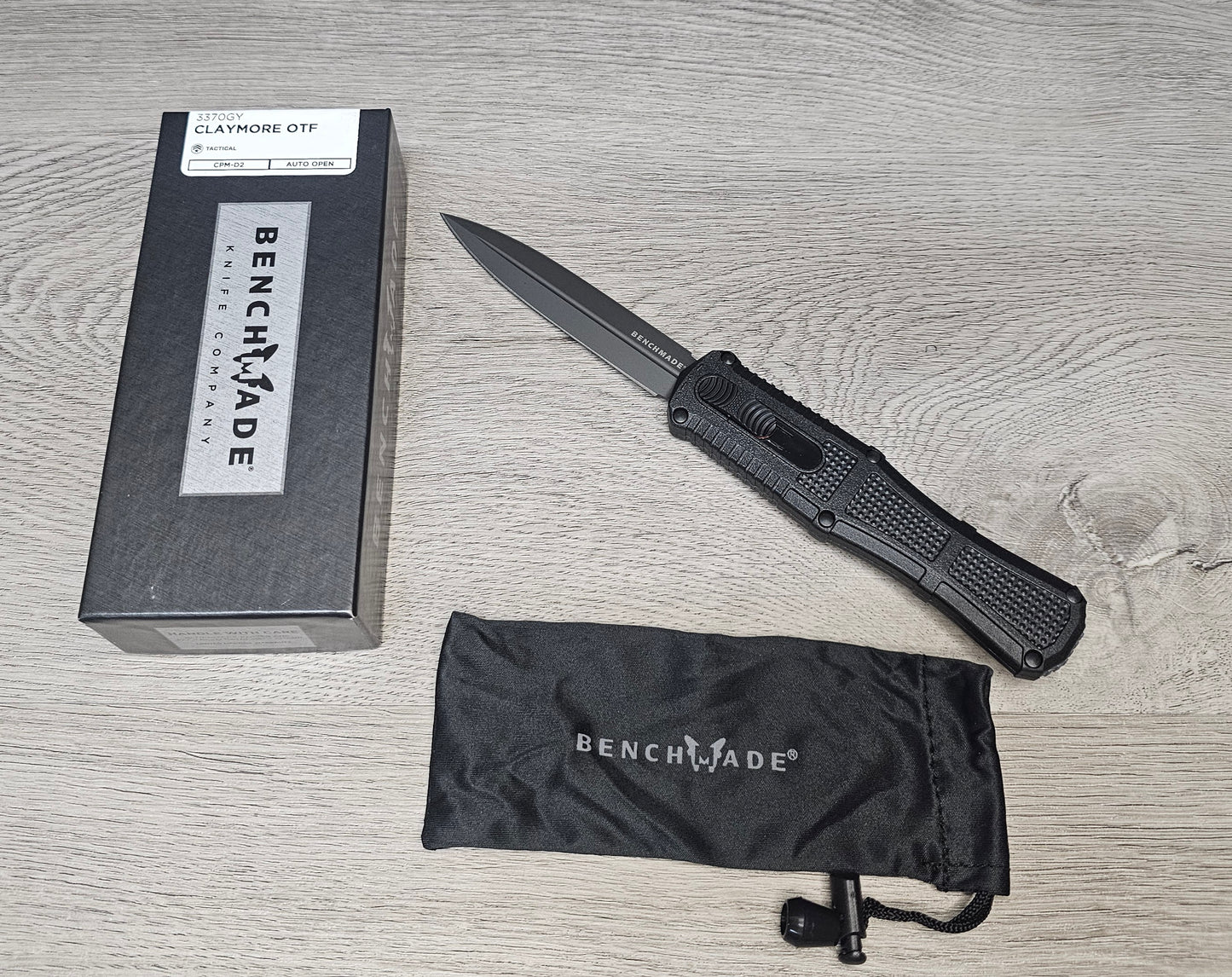 B-USA 3370GY CLAYM*RE OTF KNIFE BLACK DAGGER. MADE on a BENCH in Oregon