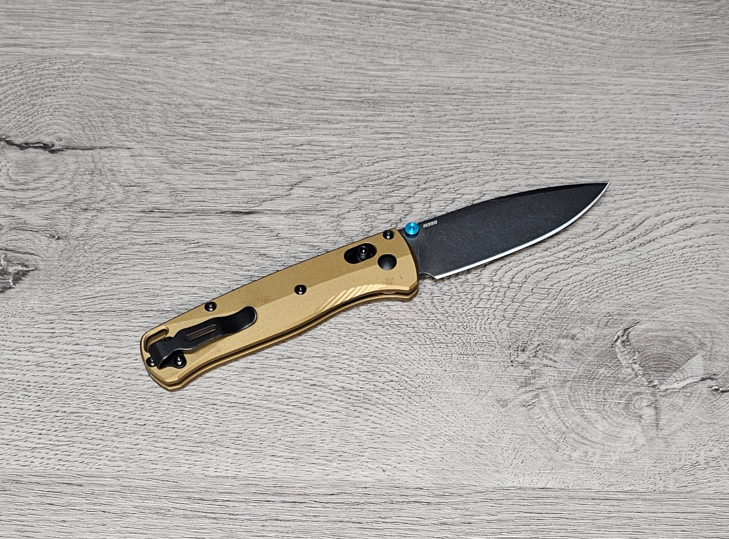 B-USA 535BK-07 BUGO*T BURNT BRASS ALUMINUM MADE on a BENCH in Oregon