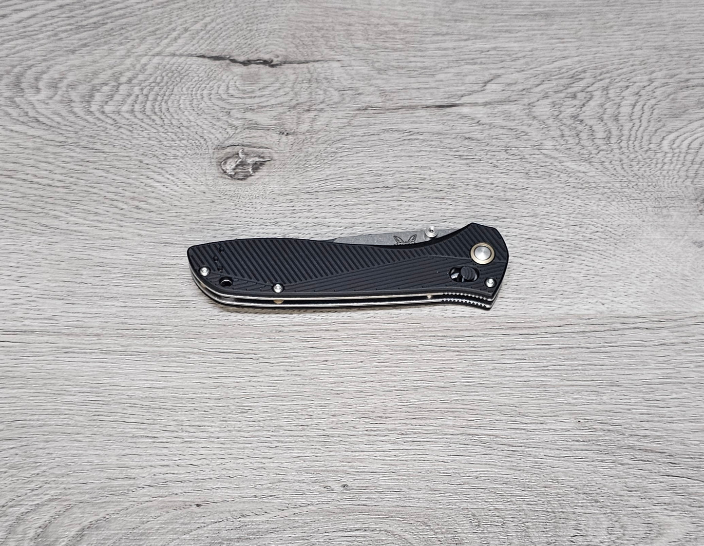 B-USA 710-25 SEV*N TEN BLACK ALUMINUM MADE ON A BENCH IN OREGON USA