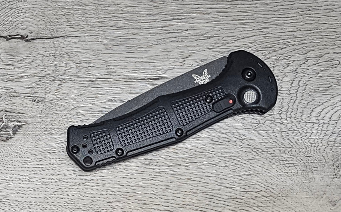 B-USA 9070SBK CLAYM*RE AUTO OPENING (NON 0TF) BLACK SERRATED KNIFE . MADE on a BENCH in Oregon