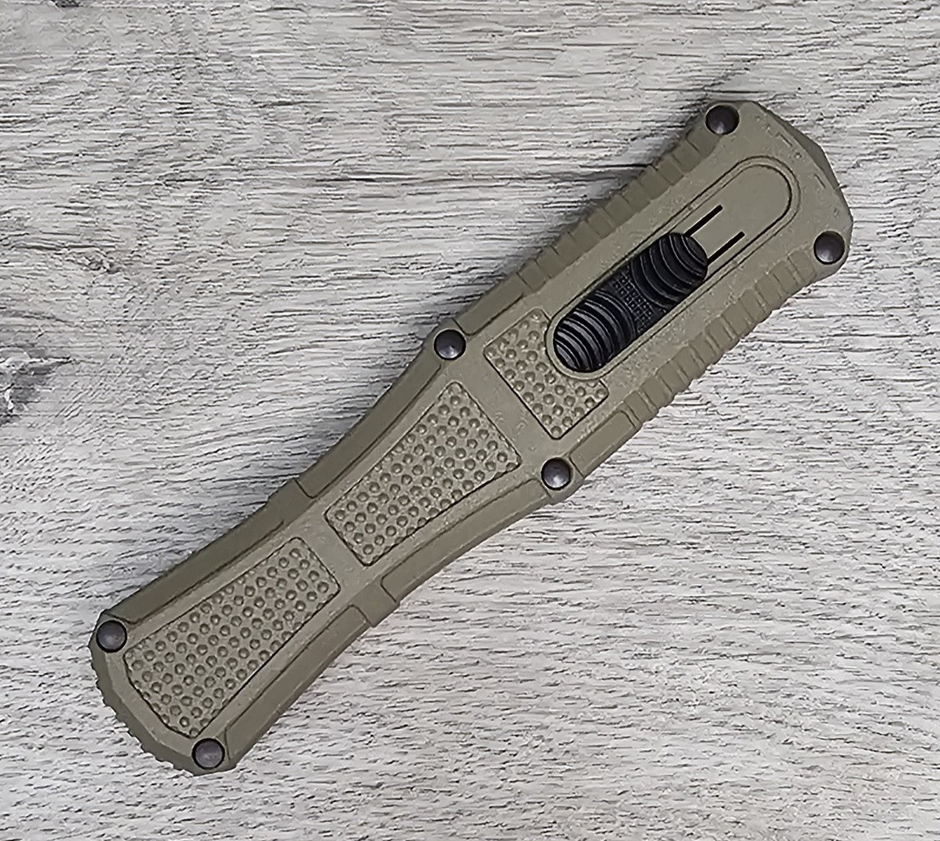 B-USA 3370GY-1 CLAYM*RE OTF KNIFE RANGER GREEN. MADE on a BENCH in Oregon