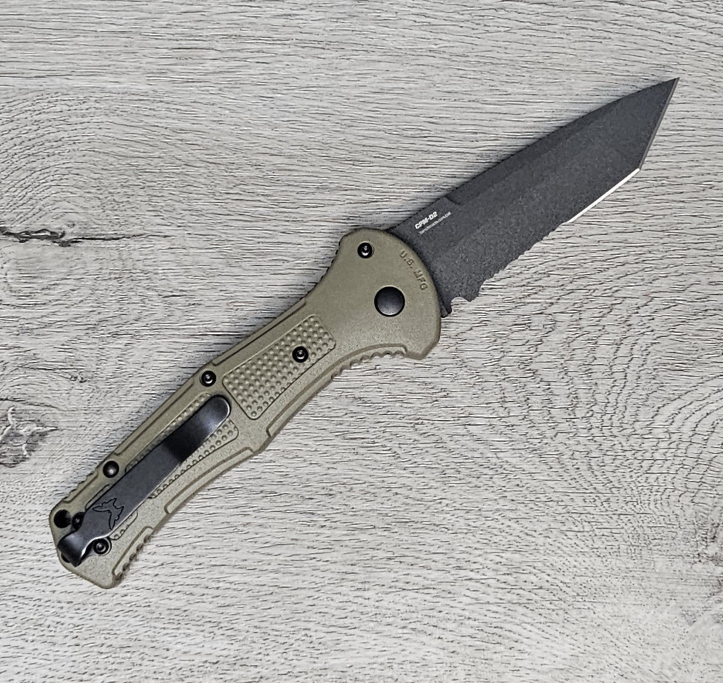 B-USA 9070SBK-1 CLAYM*RE AUTO OPENING (NON 0TF) RANGER GREEN SERRATED KNIFE . MADE on a BENCH in Oregon