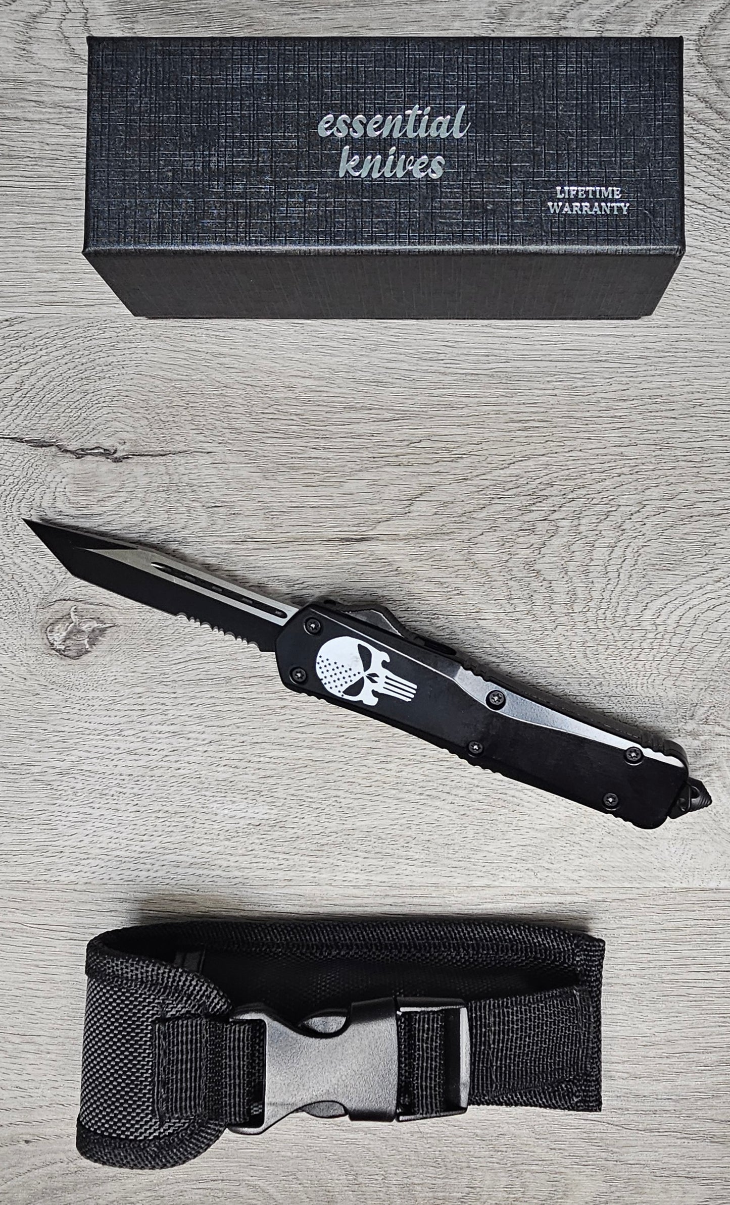 ESSENTIAL KNIVES "THE ESSENTIAL 9" SKULL Out The Front Knife TANTO SERRATED Blade