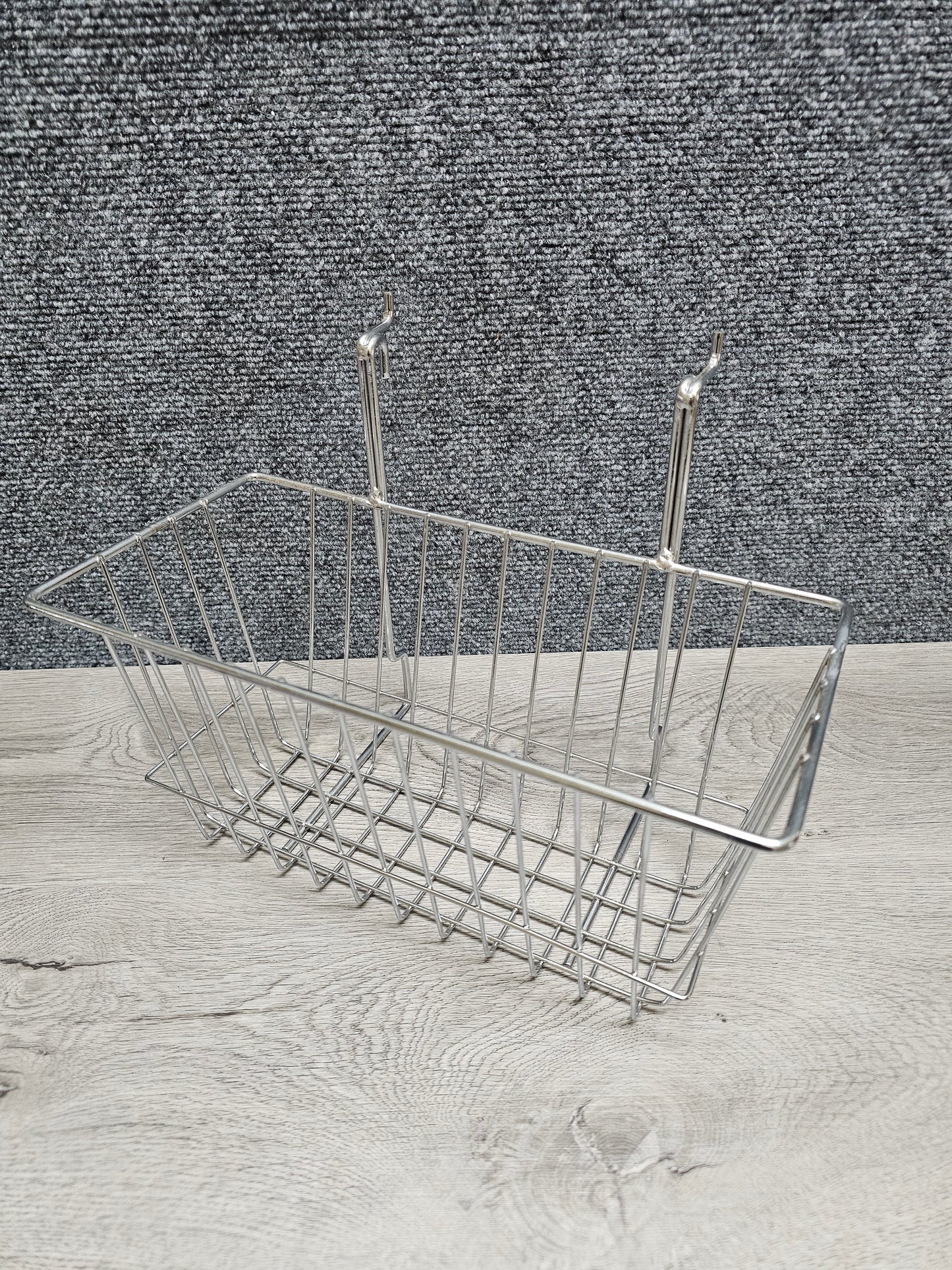 CHROME MEDIUM WIRE BASKET 12X6X6" FOR SLATWALL OR PEGBOARD #SW-MDBSKC