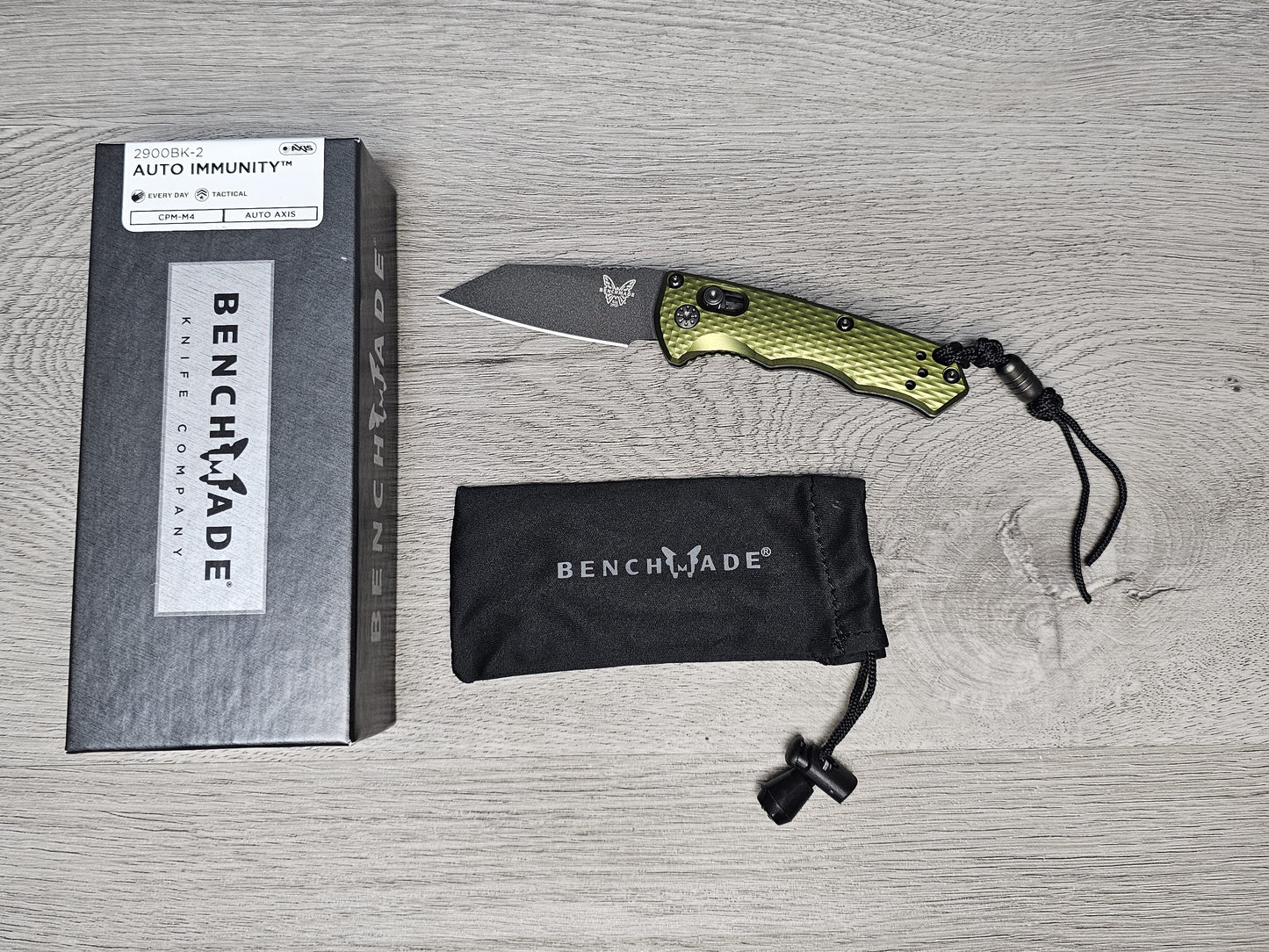 B-USA 2900BK-2 AUTO IM*UNITY WOODLAND GREEN made on a BENCH in Oregon AUTO (NON OTF)