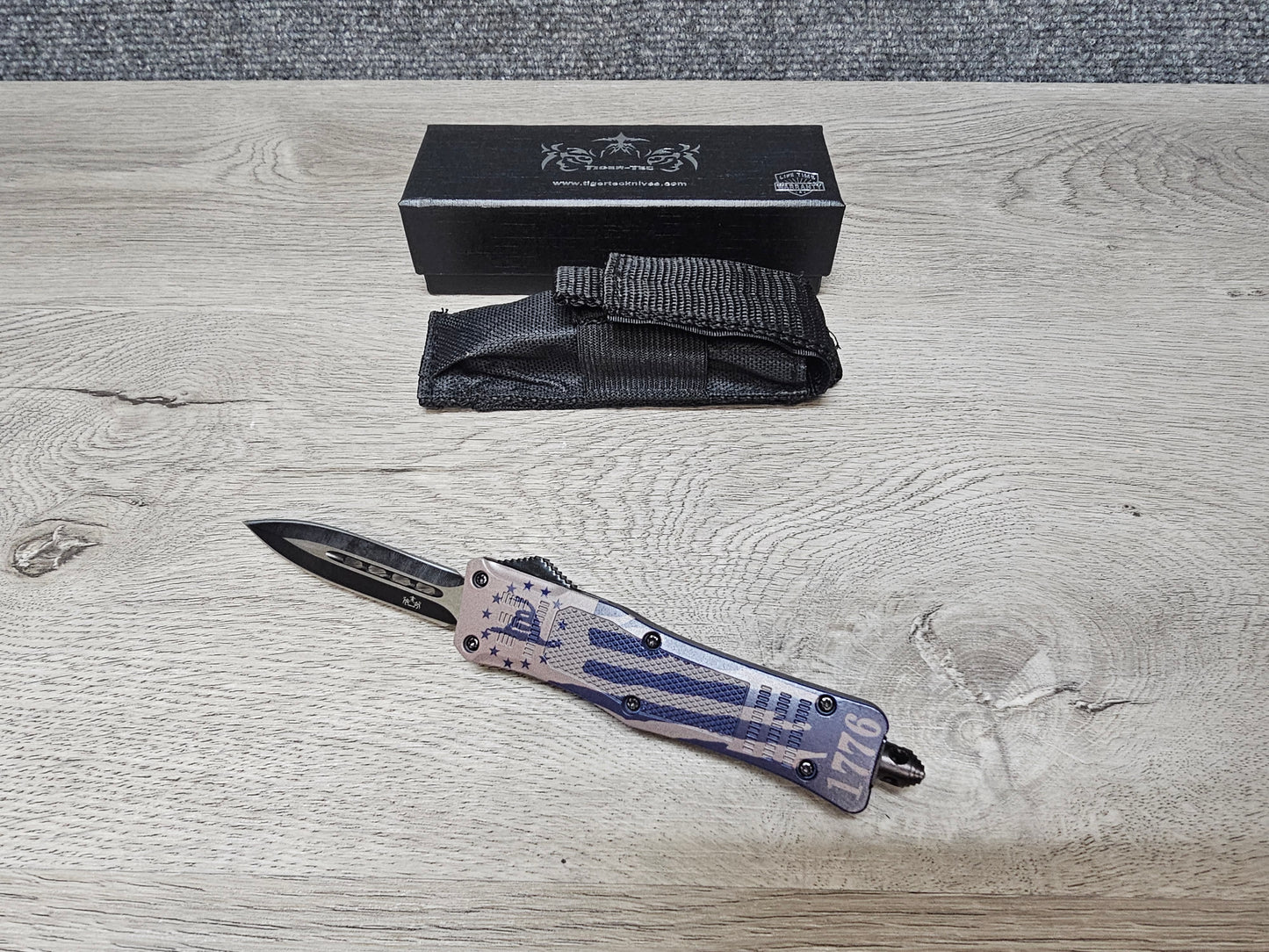 Tiger Tec Defender "1776" Out The Front Knife Dagger Blade