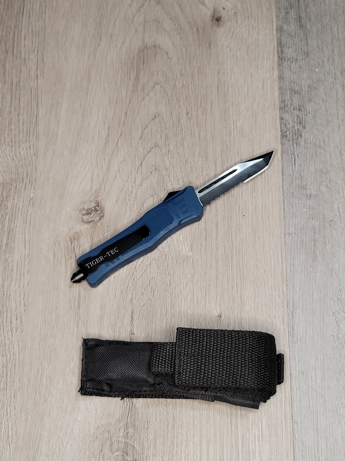 Tiger Tec Defender Blue Out The Front Knife Tanto Blade