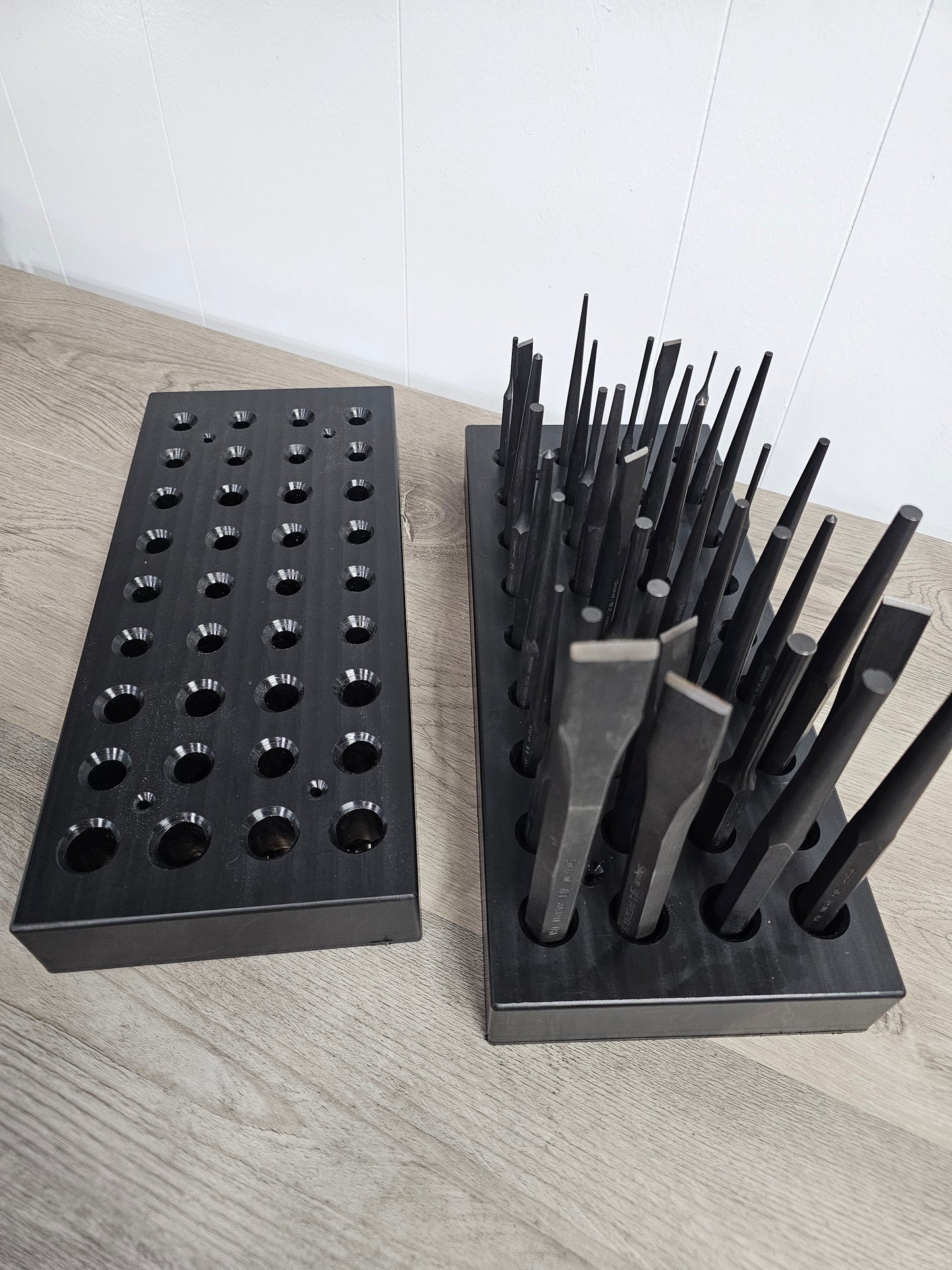 '-PUNCH & CHISEL HOLDER (MAGNETIC)