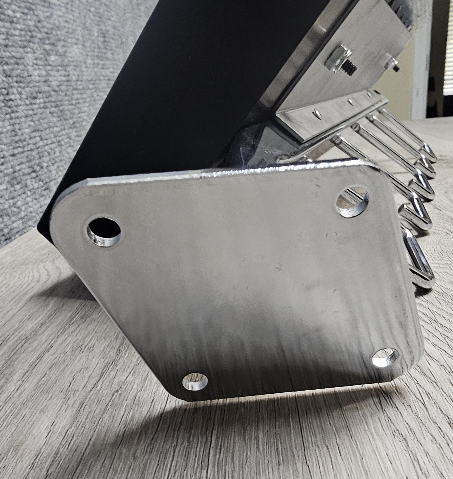 MAGNET & MIRROR HOLDER WATERFALL WITH 5 HOOKS (SCREW MOUNT) WF-MMSM