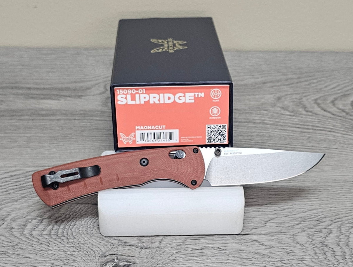 B-USA 15090-01 SLIPR1DGE RUST ORANGE MADE on a BENCH in Oregon