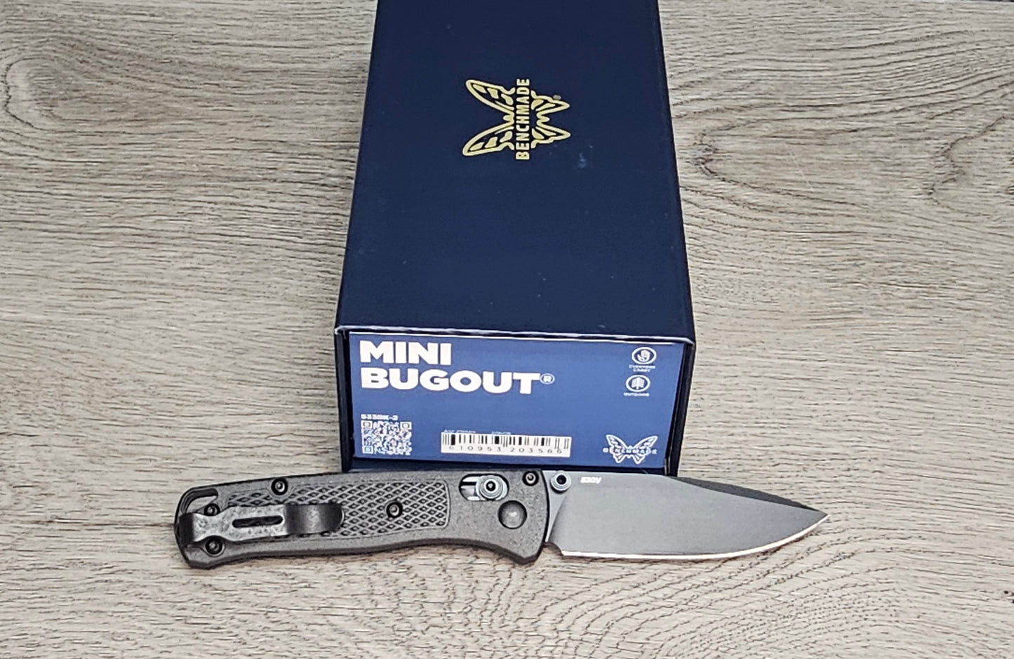 B-USA 533BK-2  MIN*  BUGO*T BLACK  MADE on a BENCH in Oregon