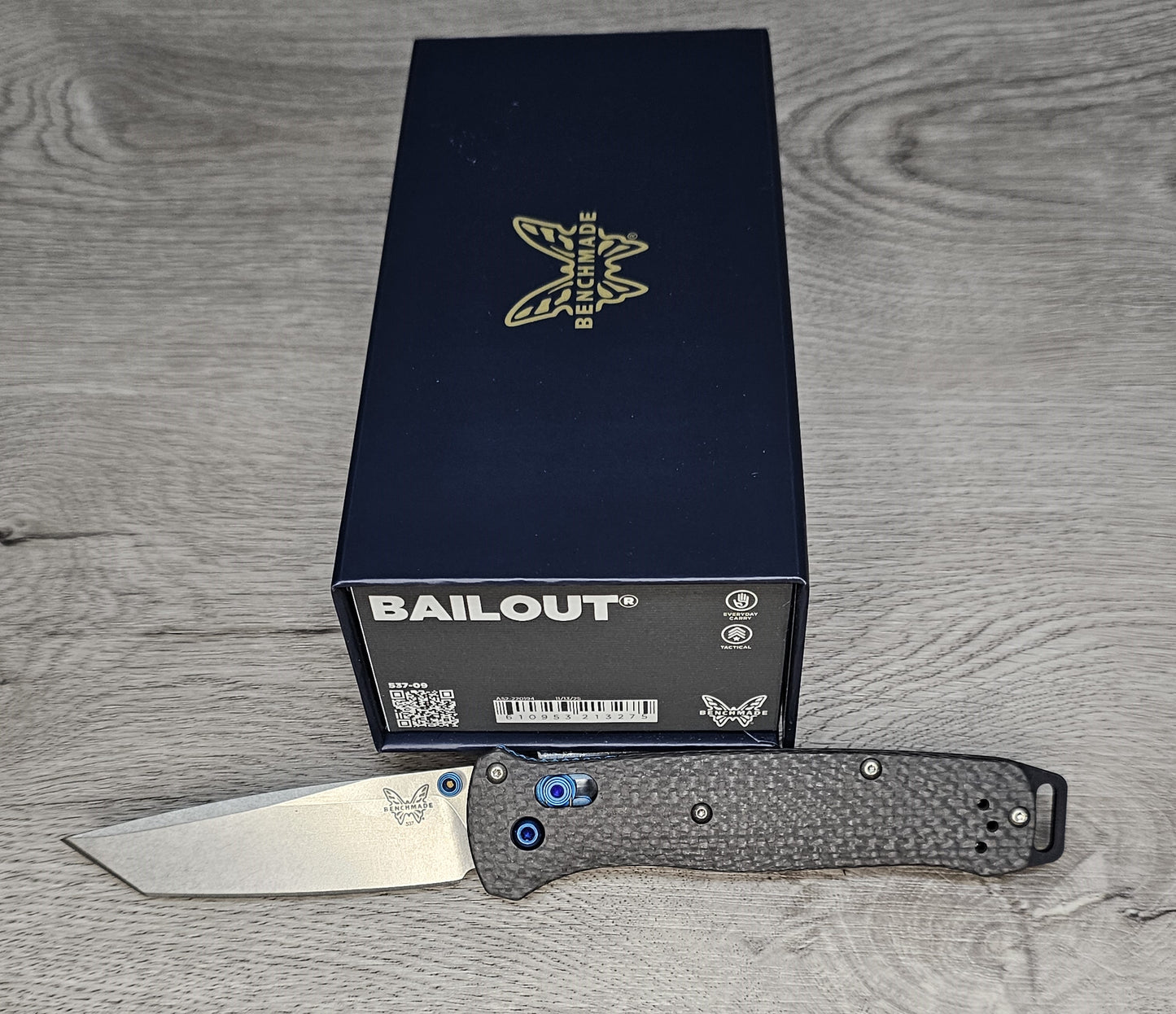 B-USA  537-09 BA*LOUT CARBON FIBER W/ BLUE ACCENTS TANTO   MADE on a BENCH in Oregon