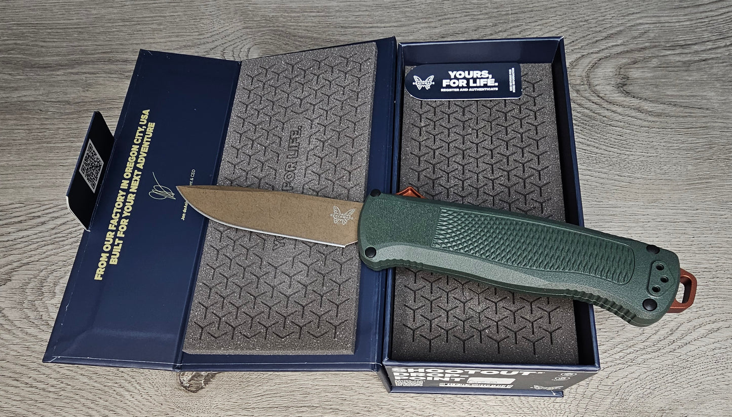 B-USA 5371FE-2601 SHO*TOUT TAIGA GREEN OTF MADE on a BENCH in Oregon