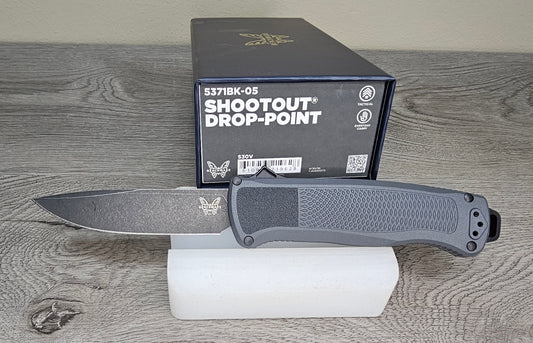 B-USA 5371BK-05 SHO*TOUT DARK GRAY DROP POINT OTF MADE on a BENCH in Oregon
