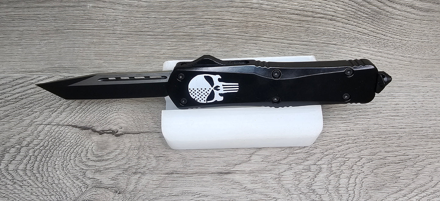 ESSENTIAL KNIVES "THE ESSENTIAL 9" SKULL Out The Front Knife TANTO  Blade