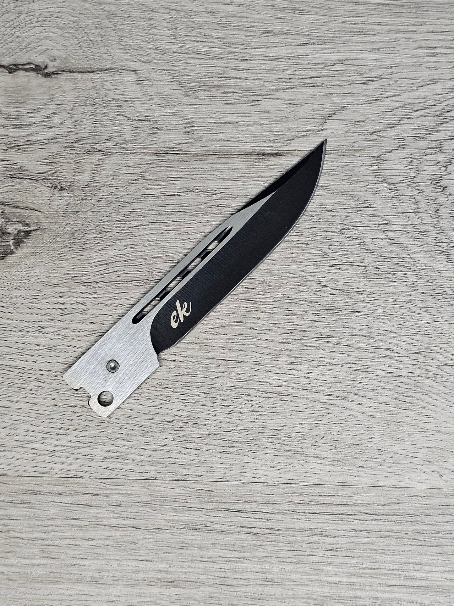 Essential 9 REPLACEMENT DROP POINT BLADE #E9RB-DP