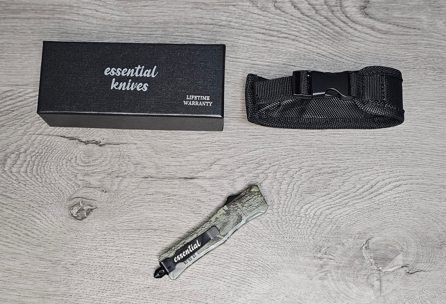 ESSENTIAL KNIVES "THE ESSENTIAL 7" CAMO Out The Front Knife DAGGER Blade