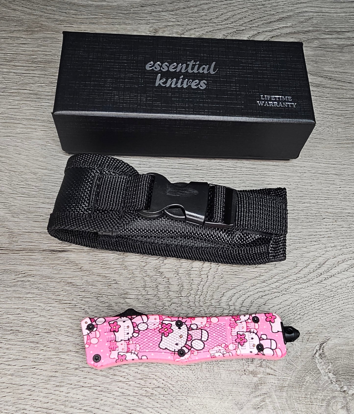 ESSENTIAL KNIVES "THE ESSENTIAL 7" KITTY CAT Out The Front Knife TANTO SERRATED Blade