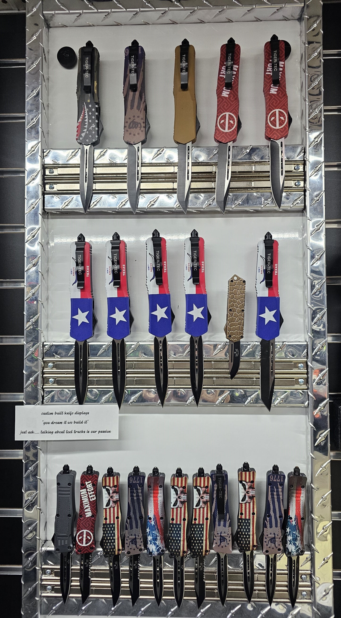 '-Tiger Tec DON'T MESS WITH TEXAS CLEARANCE  Pack 5 Out The Front Knives