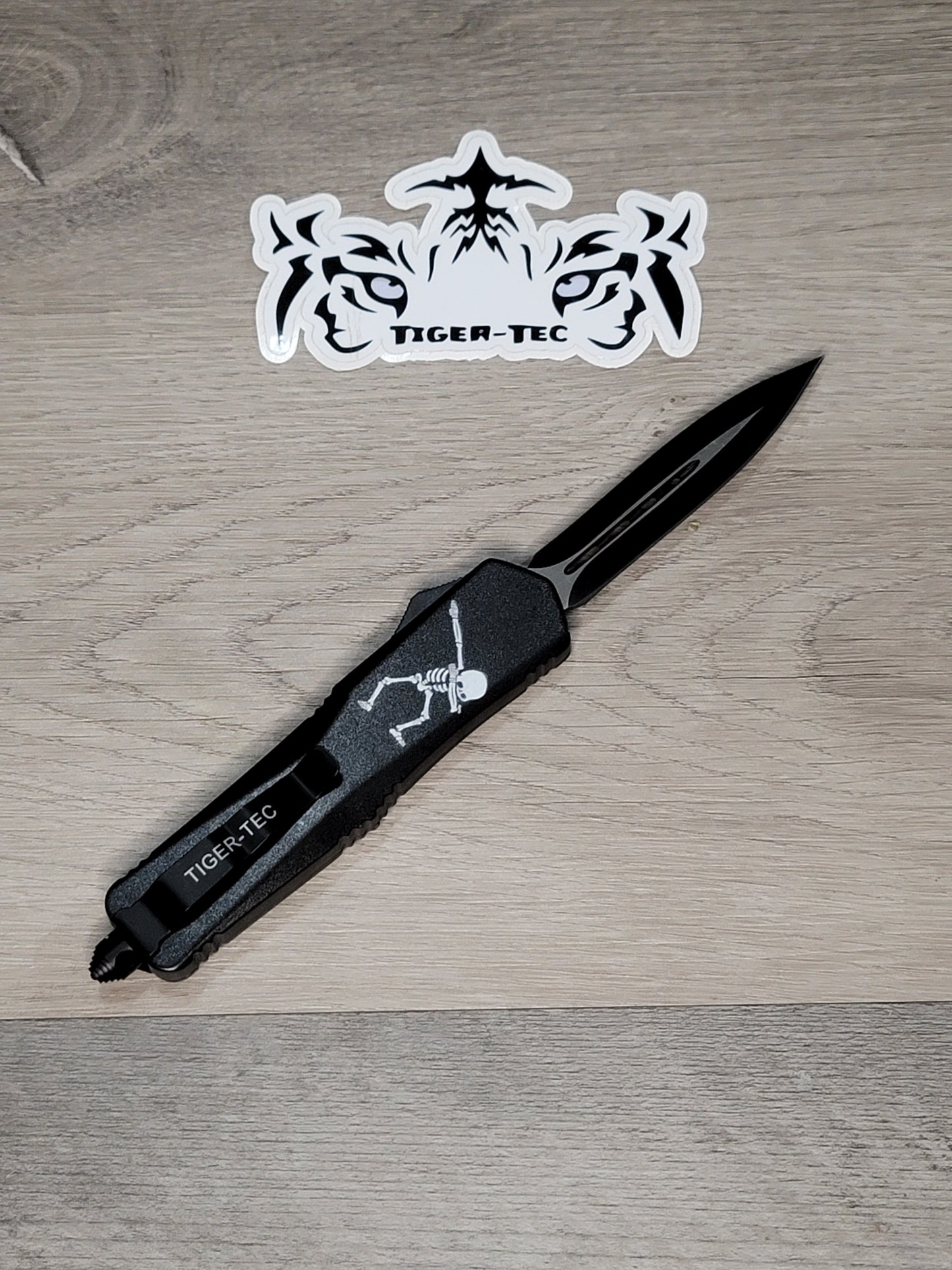 Tiger Tec Warrior "DAB" Out The Front Knife Dagger Blade