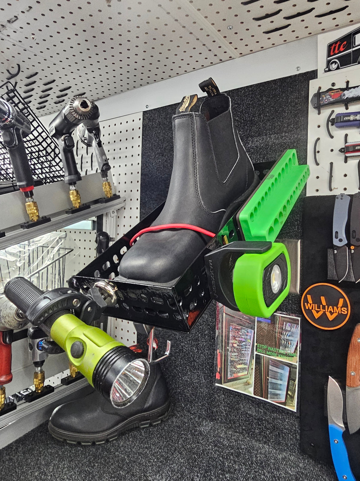 WORK BOOT Display