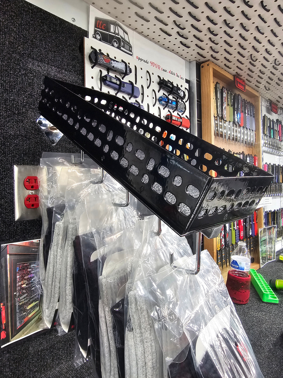 WORK BOOT Display