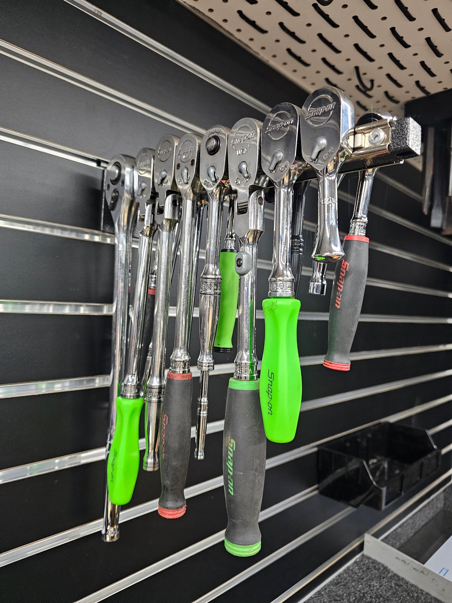 ESSENTIAL MAGNETIC TREE FOR SLATWALL #SW-MT