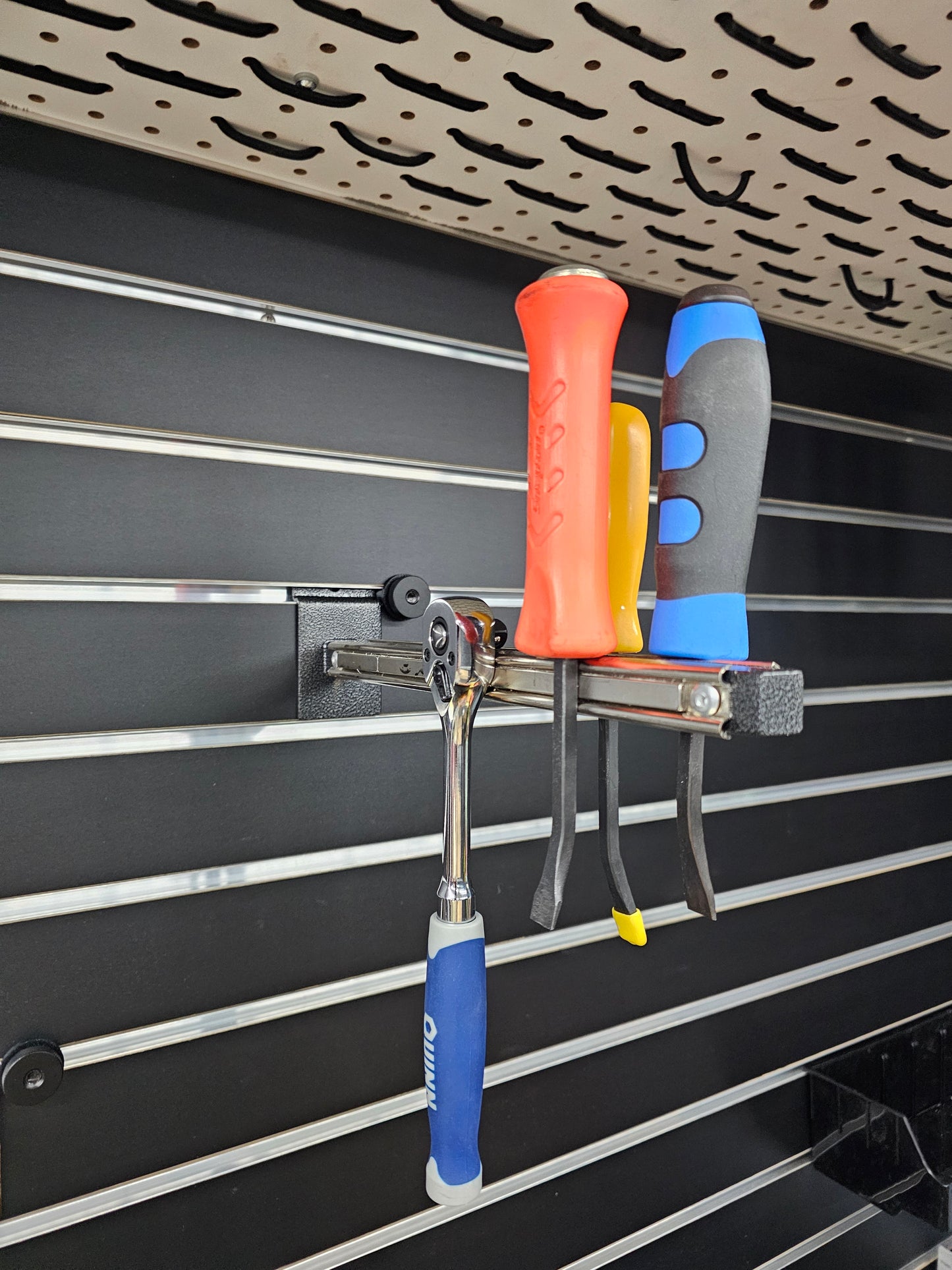 ESSENTIAL MAGNETIC TREE FOR SLATWALL #SW-MT