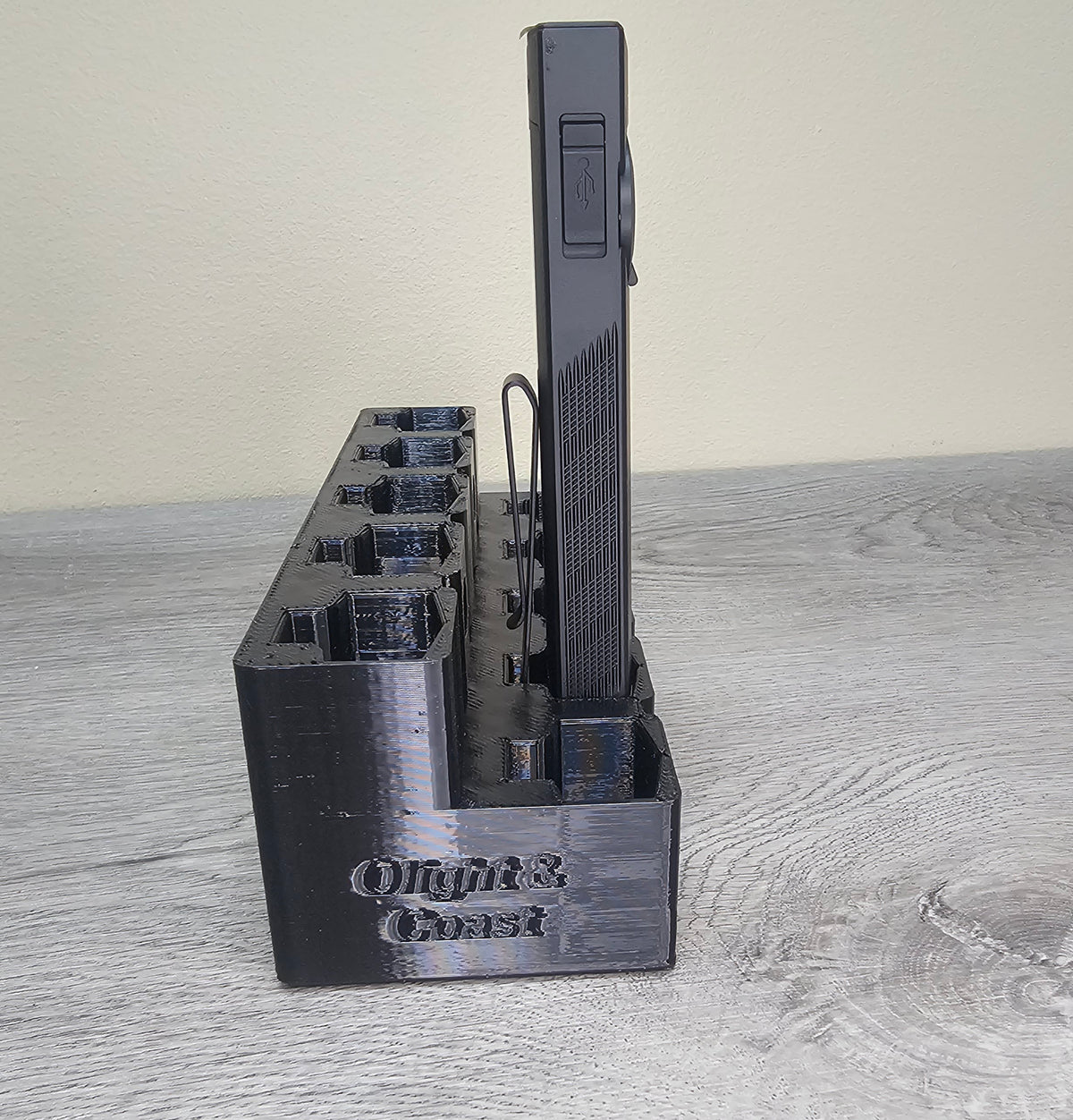 O LIGHT Flashlight Display - Holds 10 - Fits Olight & Coast